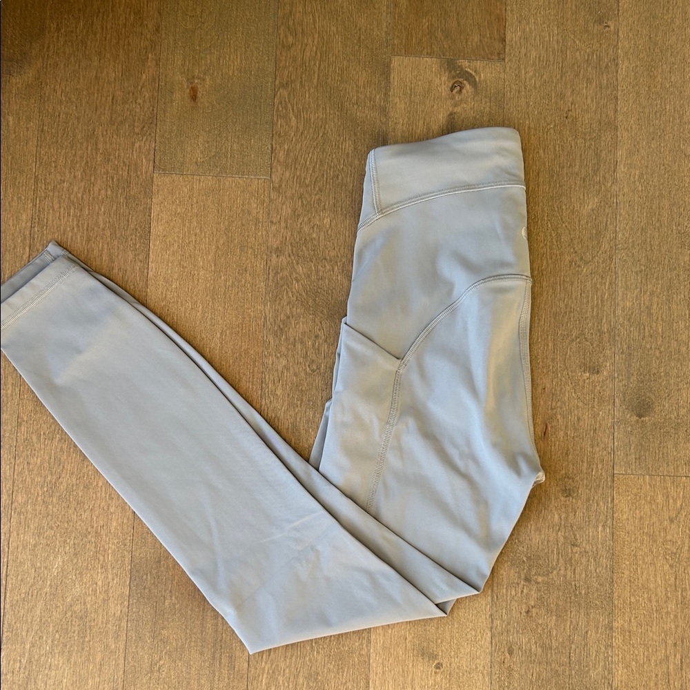 lululemon athletica compressive Light Gray Leggings with pocket